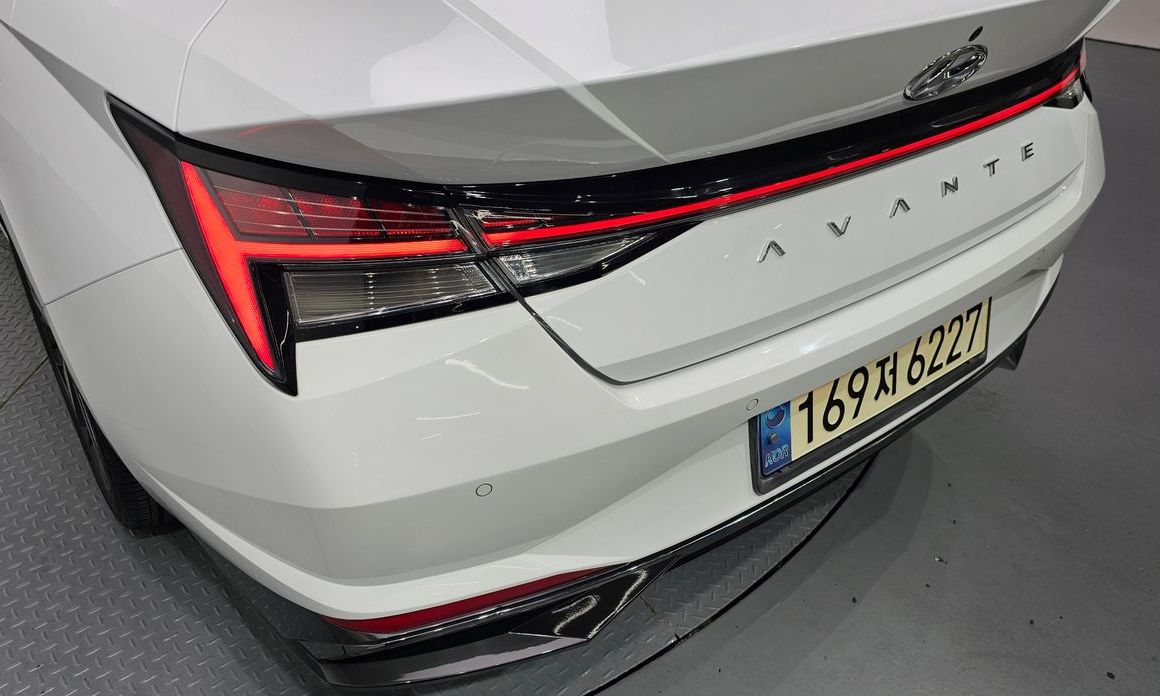 Hyundai AVANTE 2021