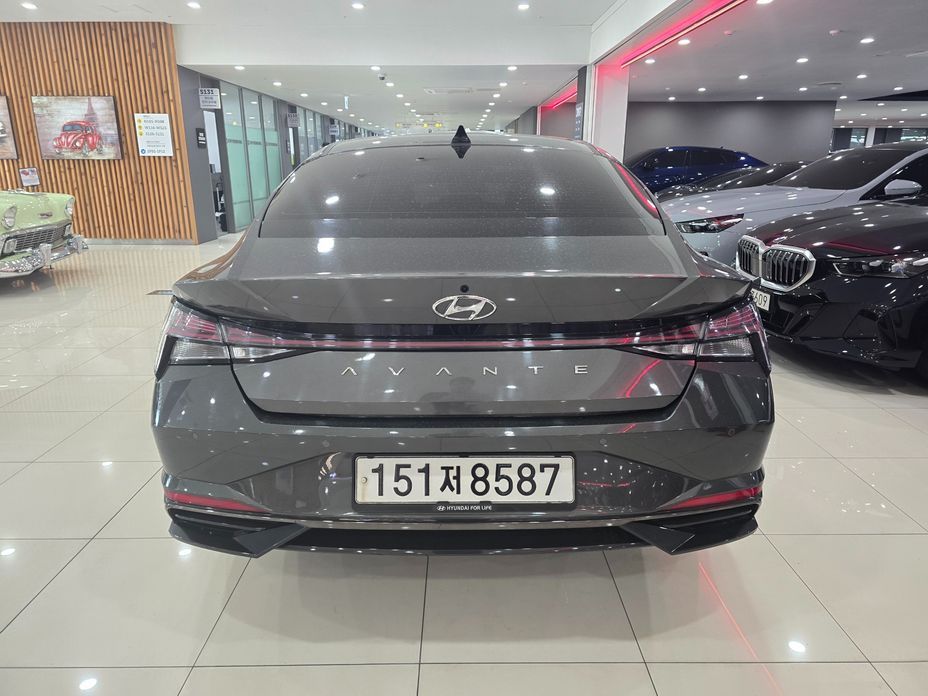 Hyundai AVANTE 2022
