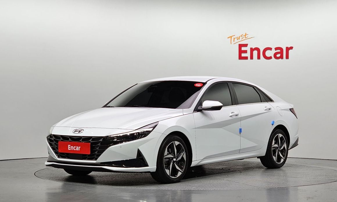 Hyundai AVANTE 2021