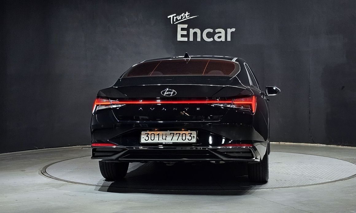 Hyundai AVANTE 2021