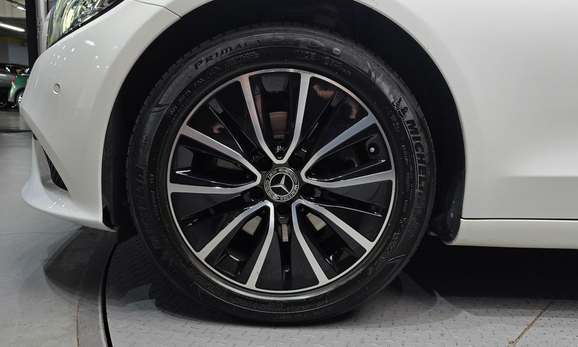 Mercedes-Benz C-Class 2019