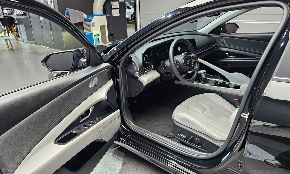 Hyundai AVANTE 2021