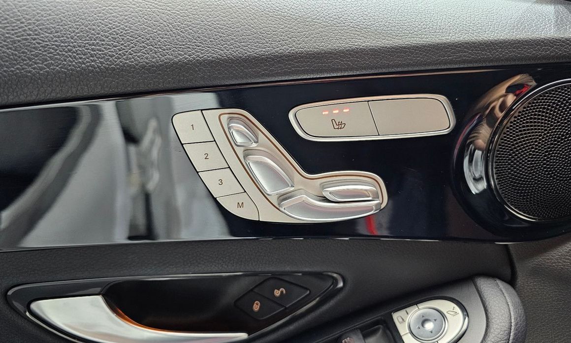 Mercedes-Benz C-Class 2019