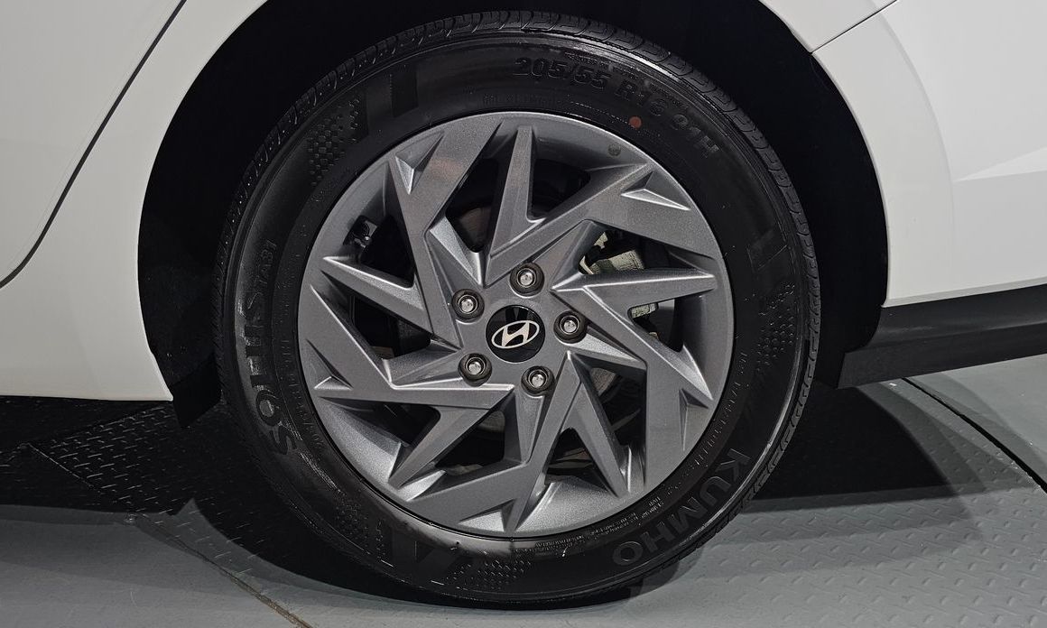 Hyundai AVANTE 2026