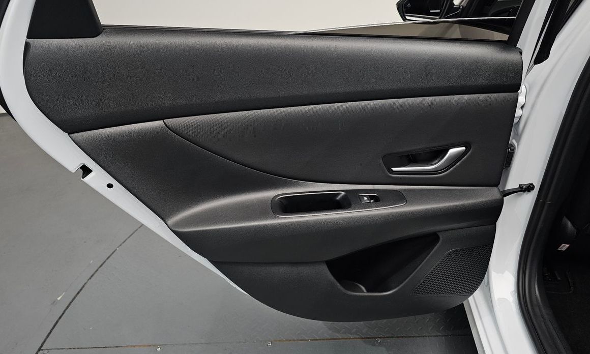 Hyundai AVANTE 2026