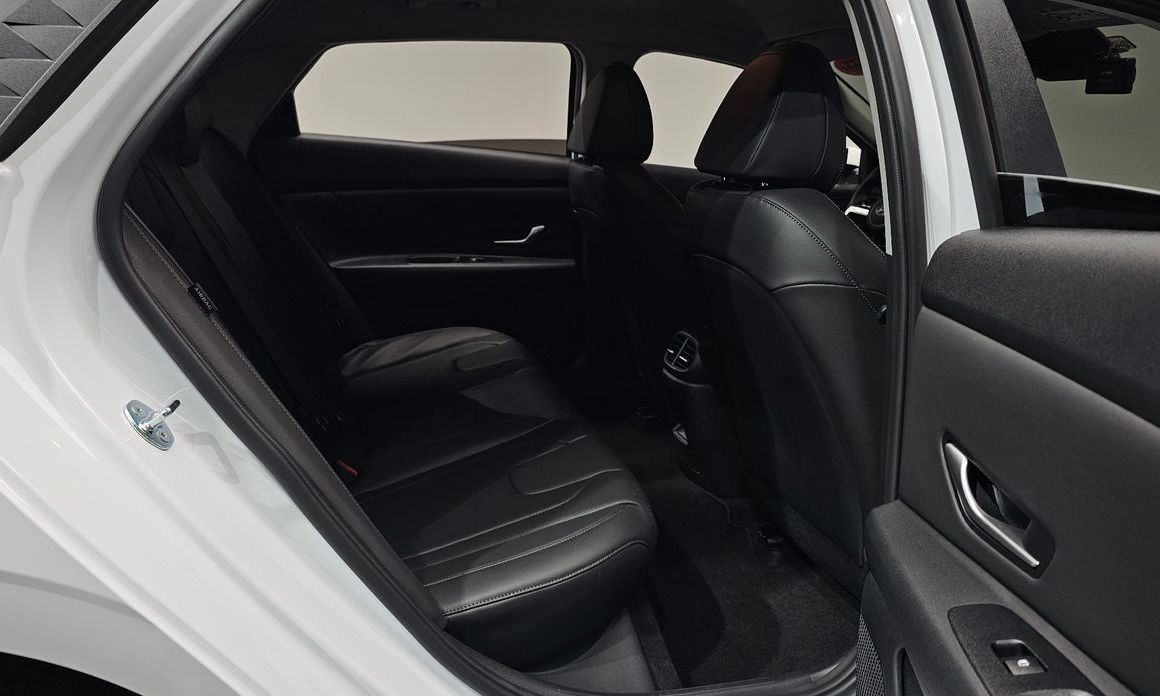 Hyundai AVANTE 2026