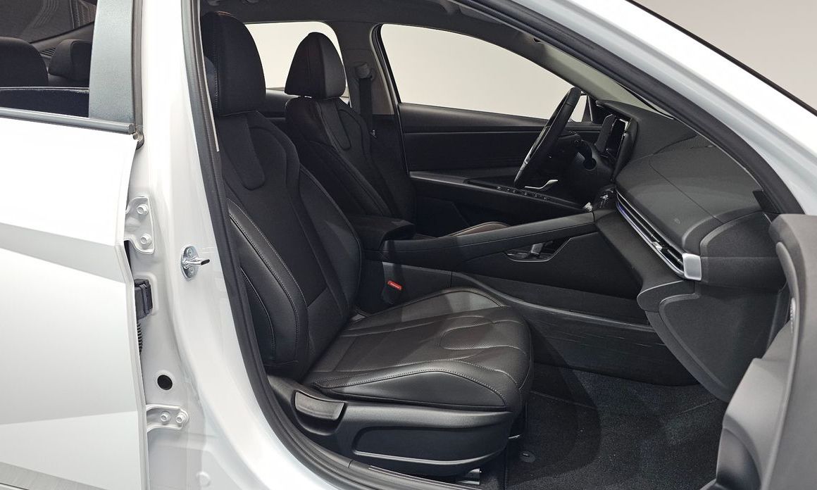 Hyundai AVANTE 2026