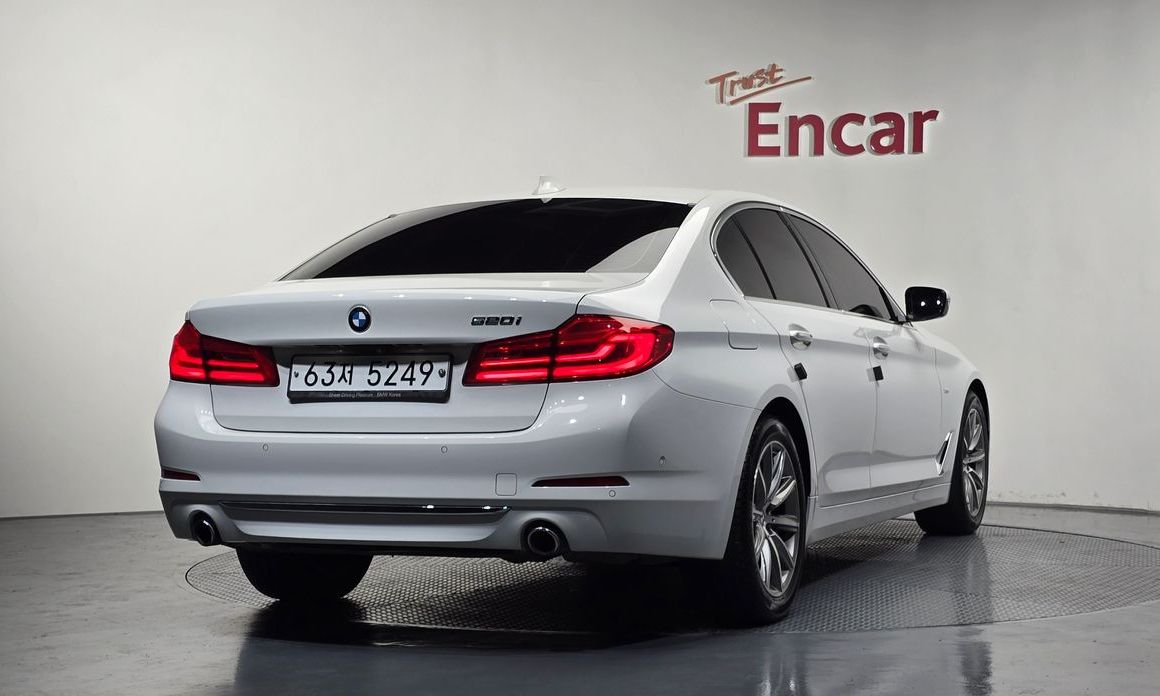 BMW 5-Series 2018