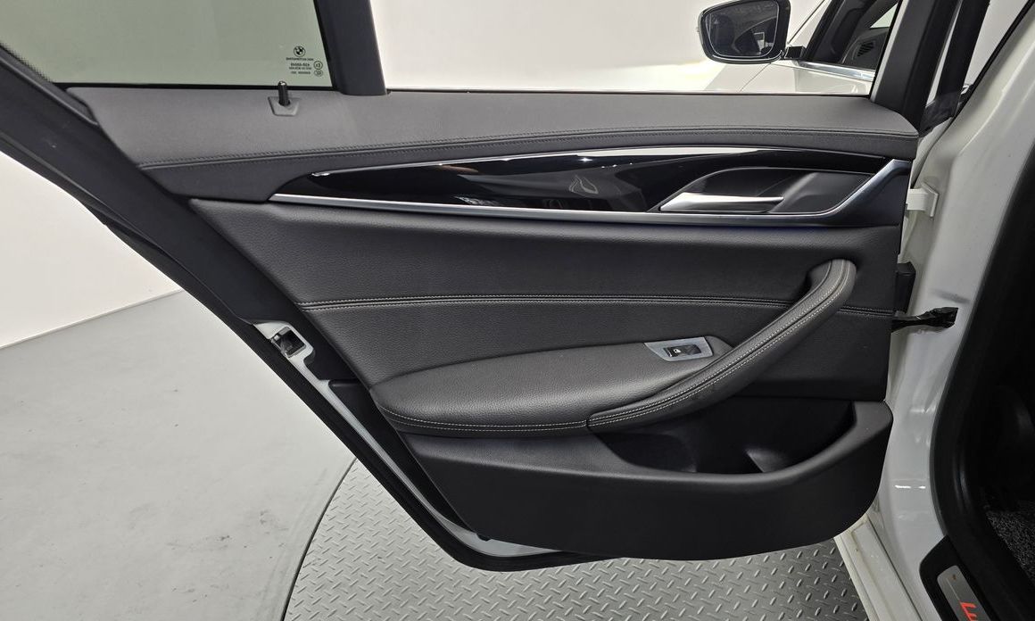 BMW 5-Series 2018