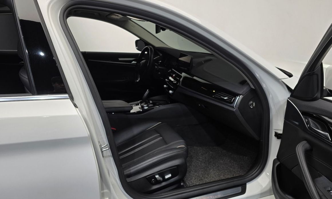 BMW 5-Series 2018