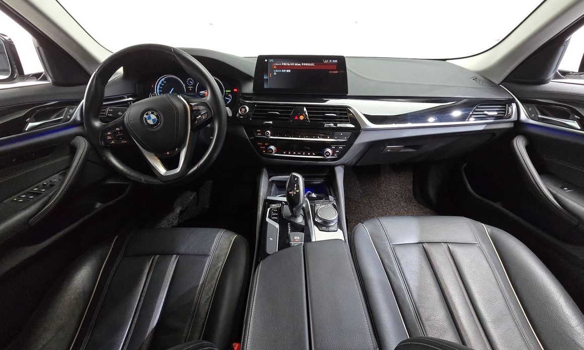 BMW 5-Series 2018
