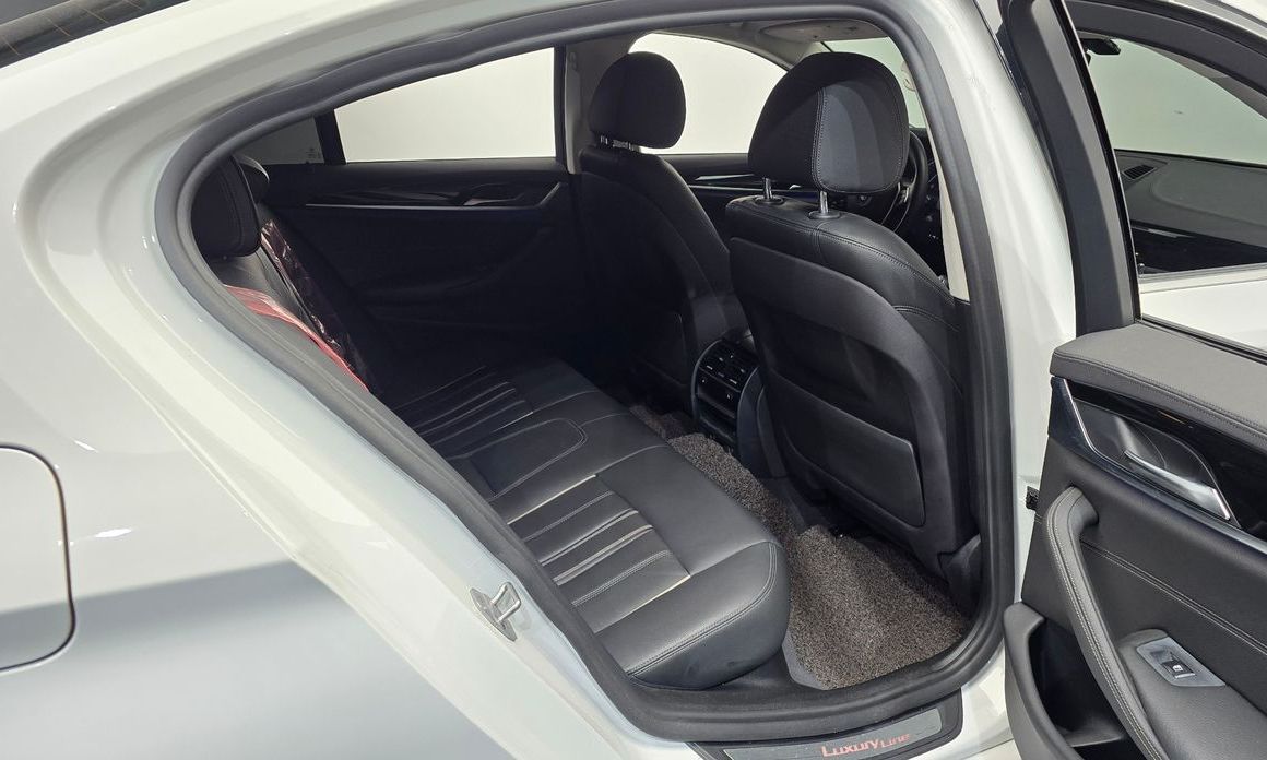 BMW 5-Series 2018