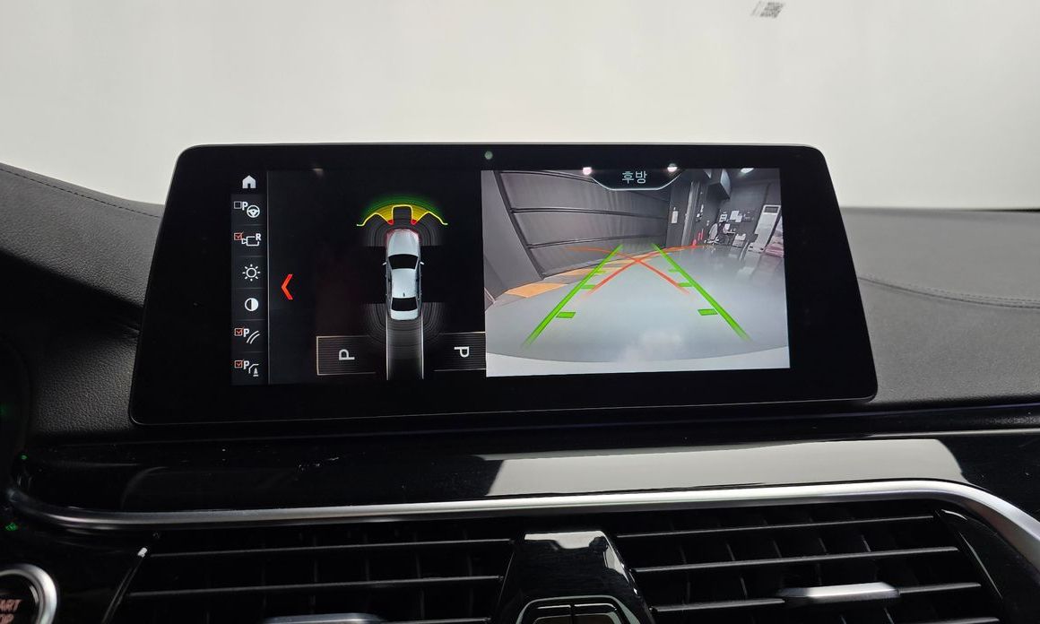 BMW 5-Series 2018