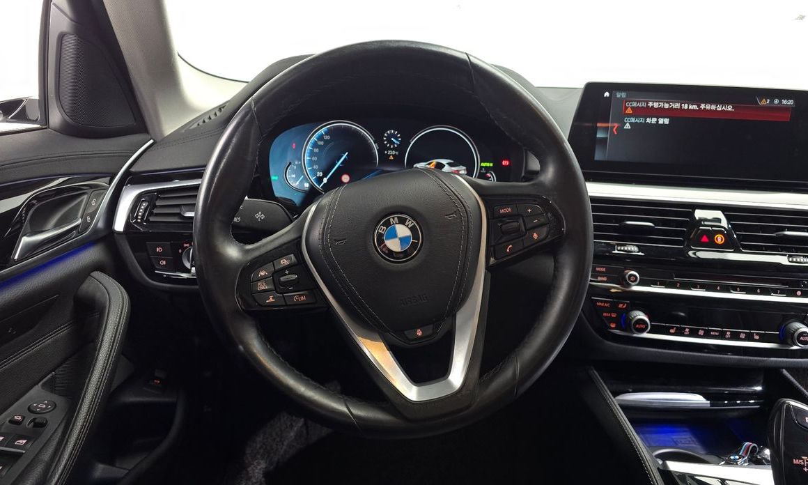 BMW 5-Series 2018