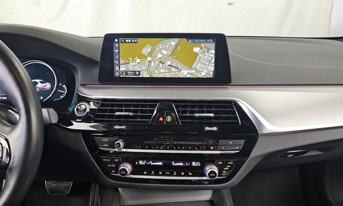 BMW 5-Series 2017