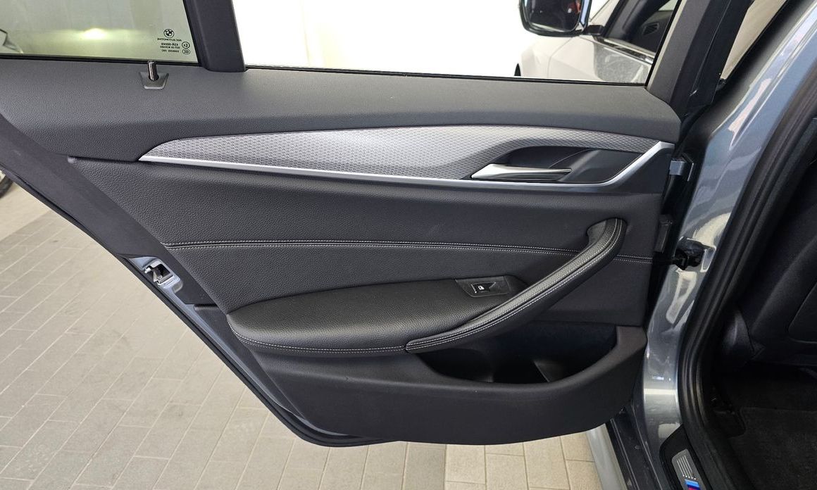 BMW 5-Series 2017