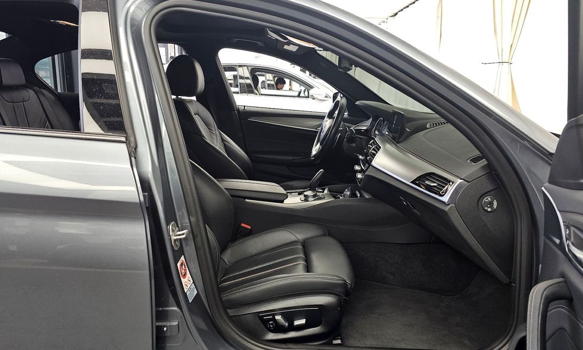 BMW 5-Series 2017