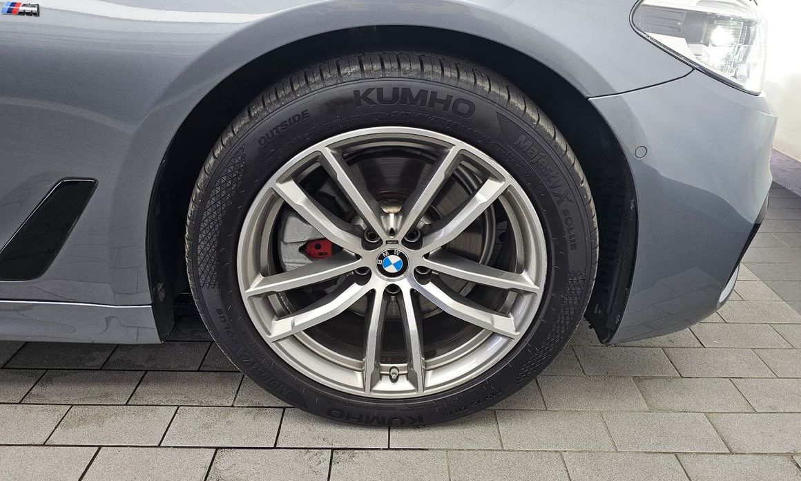 BMW 5-Series 2017