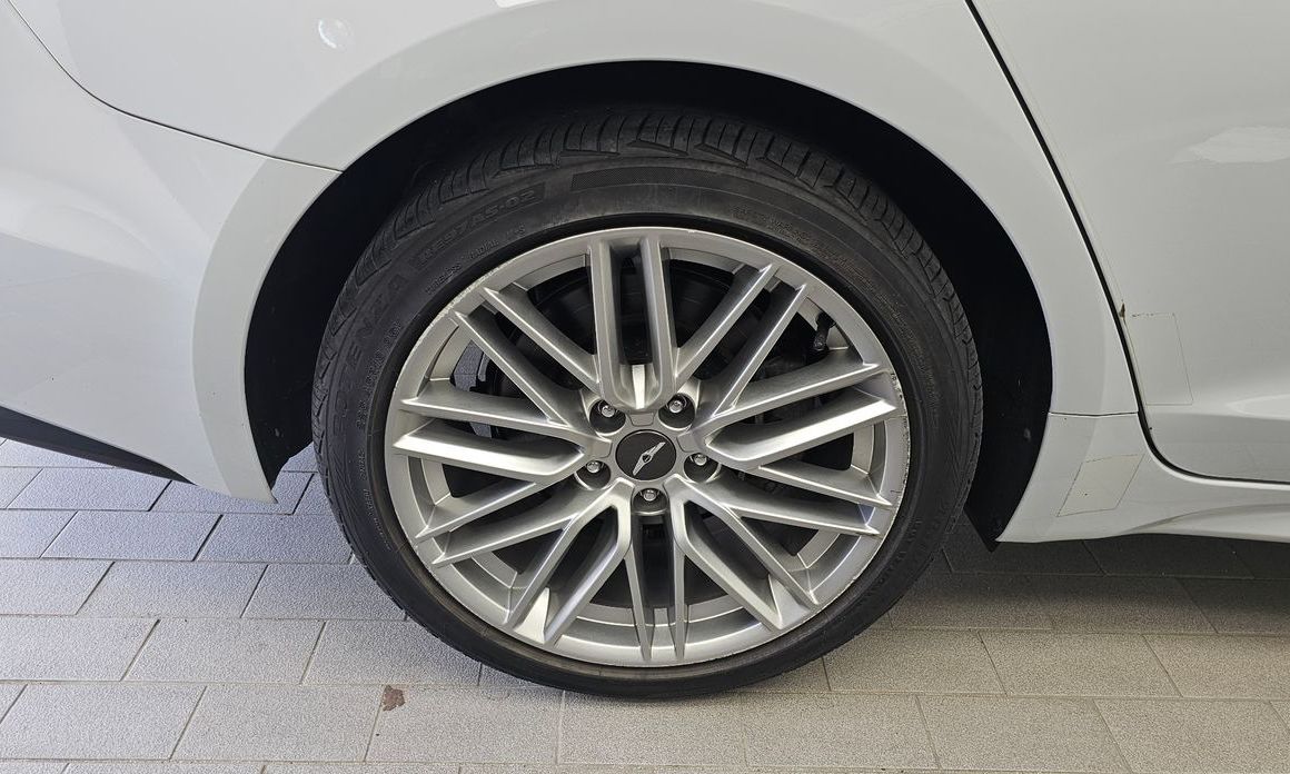 Genesis G70 2019