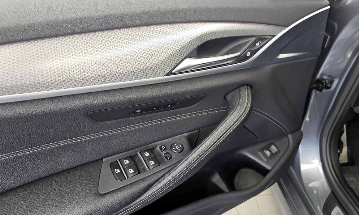 BMW 5-Series 2017