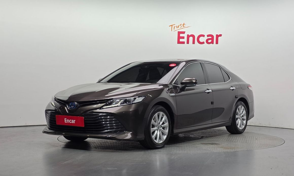 Toyota Camry 2021