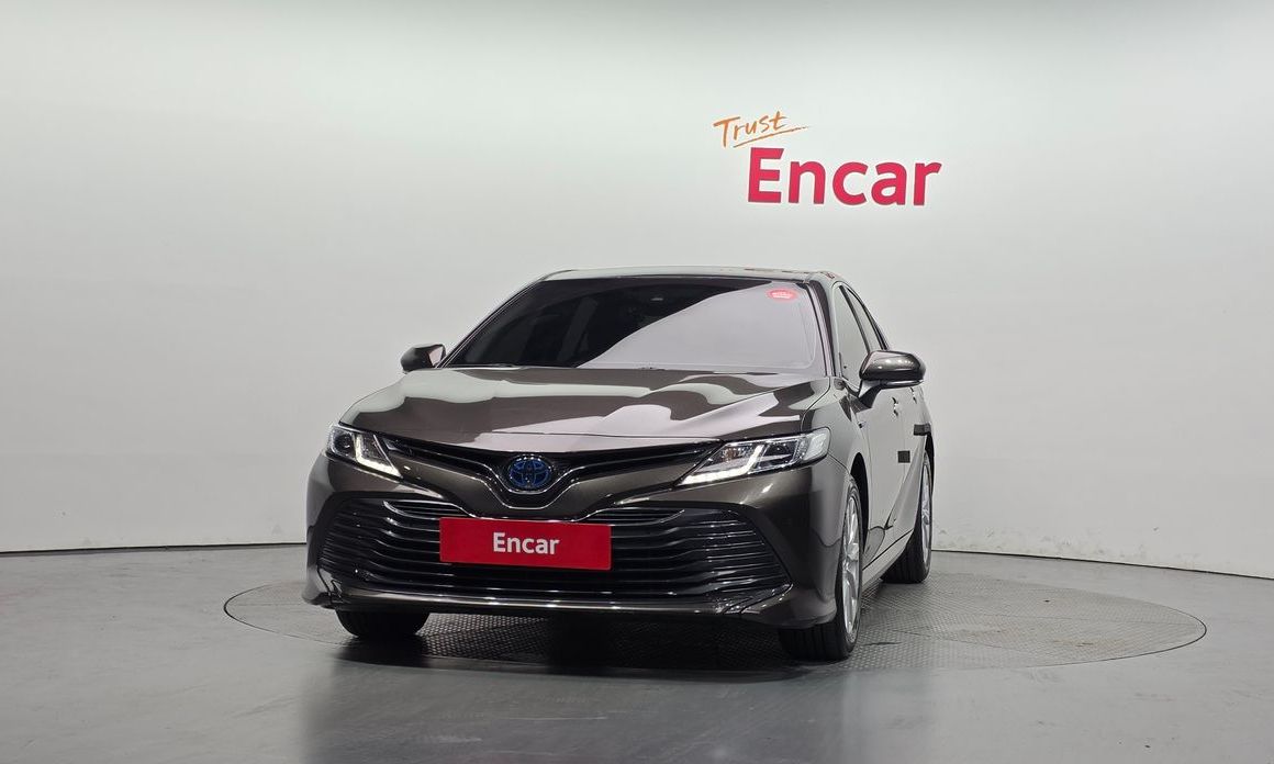 Toyota Camry 2021