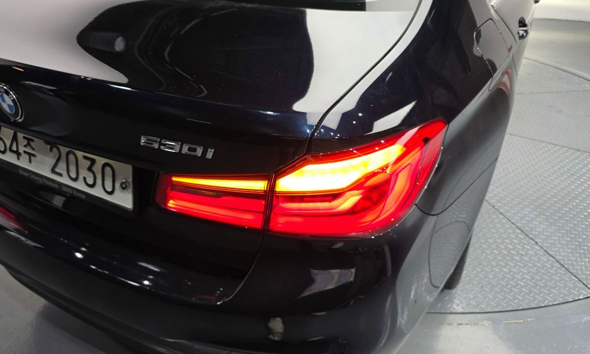 BMW 5-Series 2018