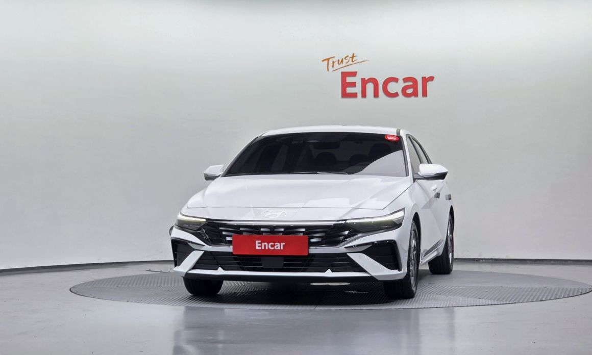 Hyundai AVANTE 2025