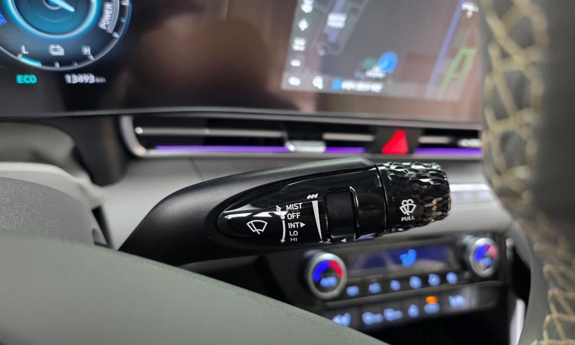Hyundai AVANTE 2025