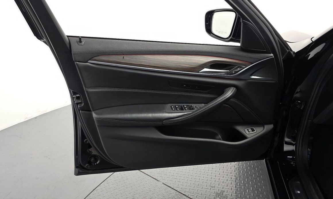 BMW 5-Series 2018