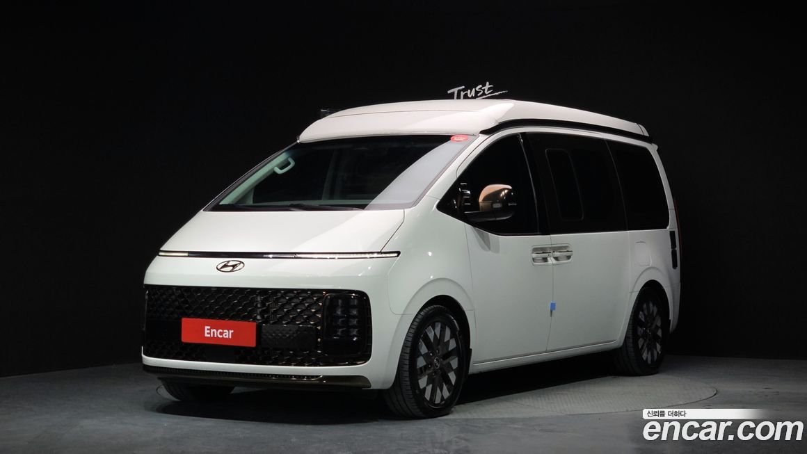Hyundai Staria 2024