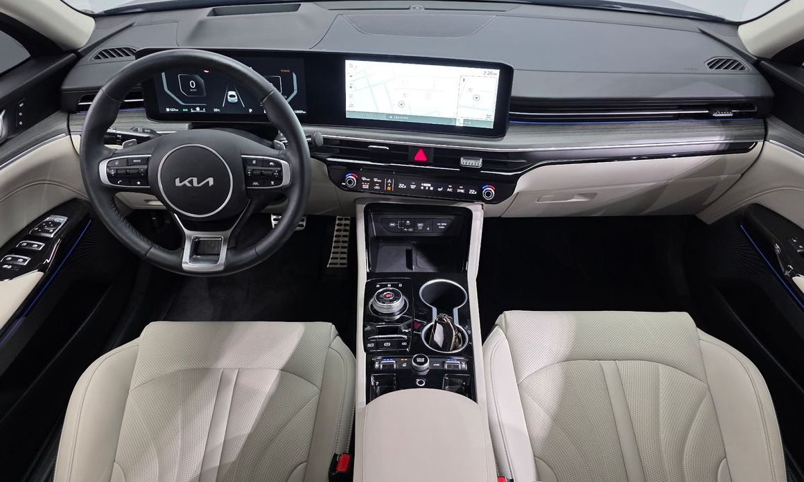Kia K5 2025