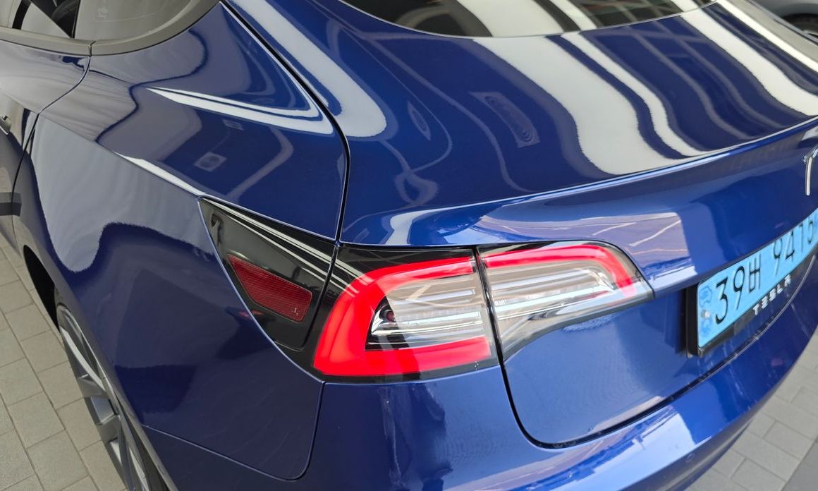 Tesla Model 3 2021