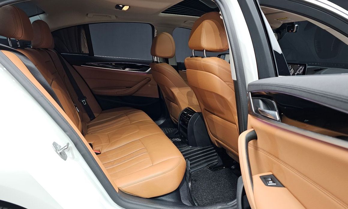 BMW 5-Series 2020