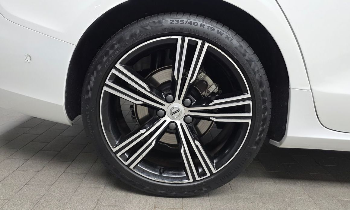 Volvo S60 2021