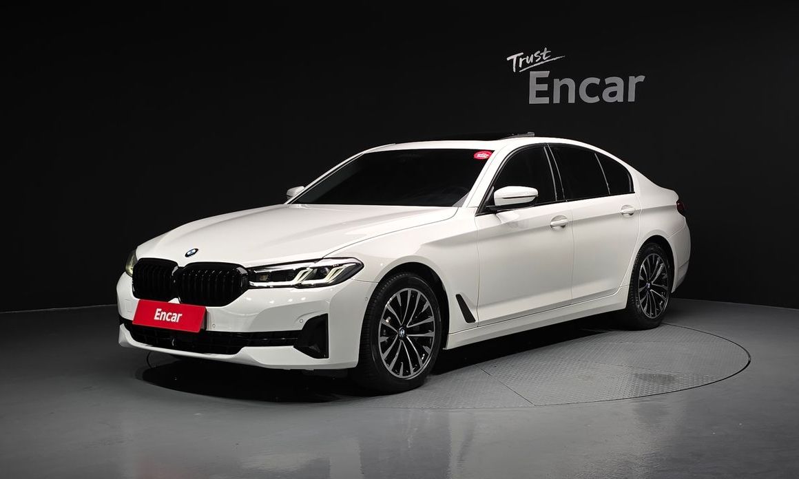 BMW 5-Series 2021
