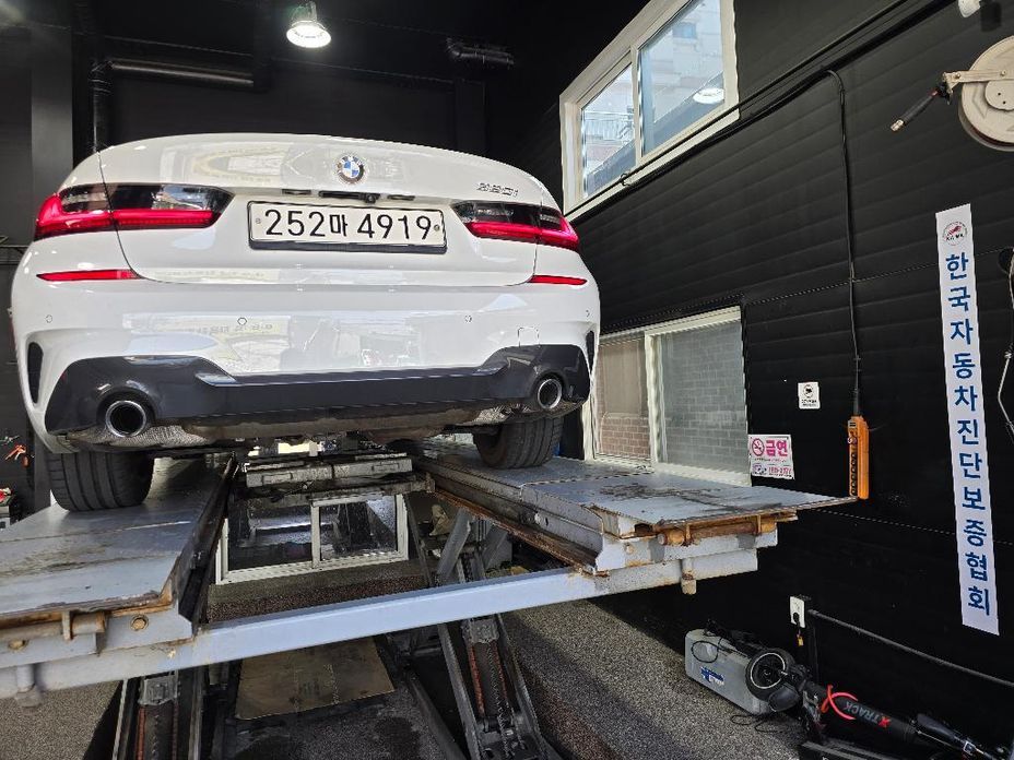 BMW 3-Series 2020