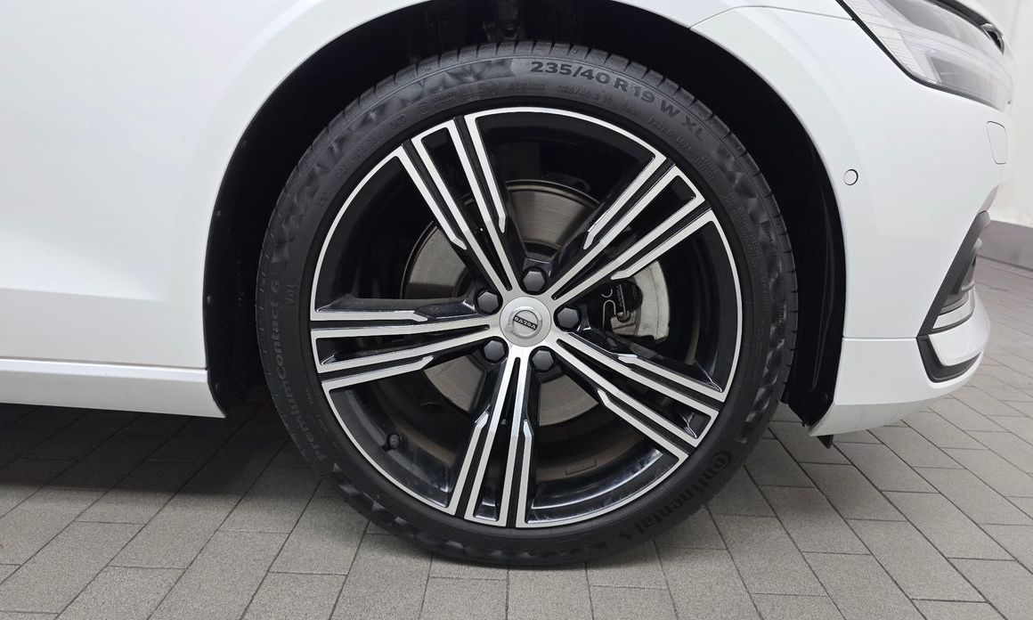 Volvo S60 2021