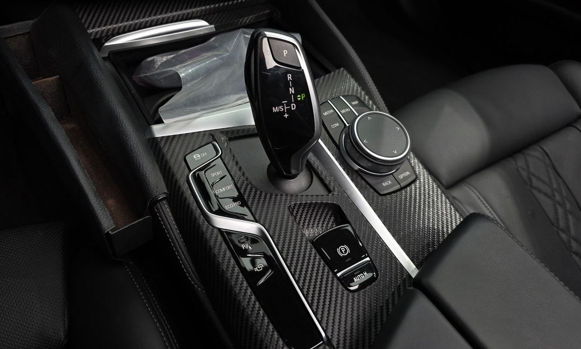 BMW 5-Series 2021