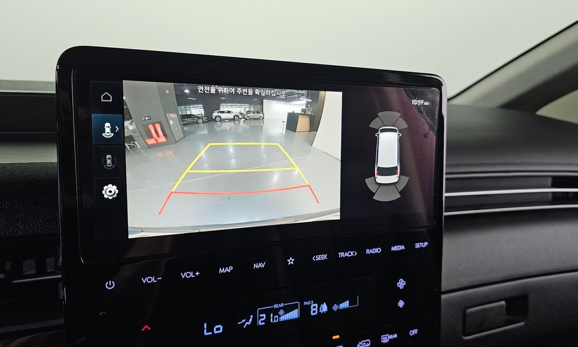 Hyundai Staria 2025
