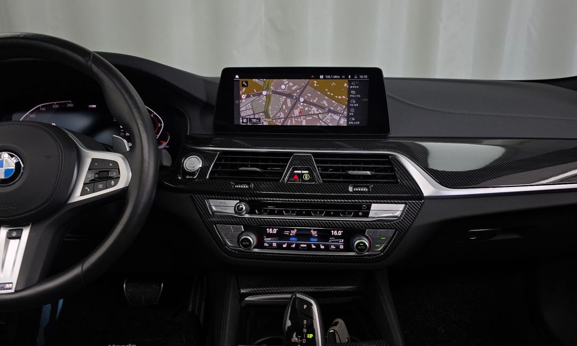 BMW 5-Series 2020