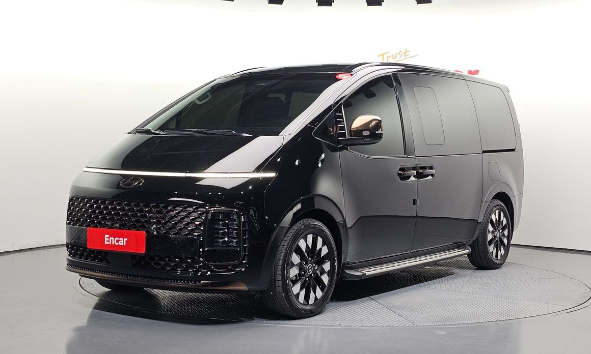 Hyundai Staria 2025