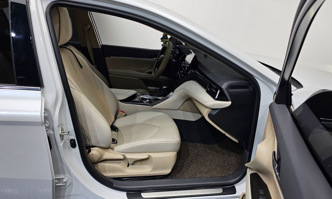 Toyota Camry 2024