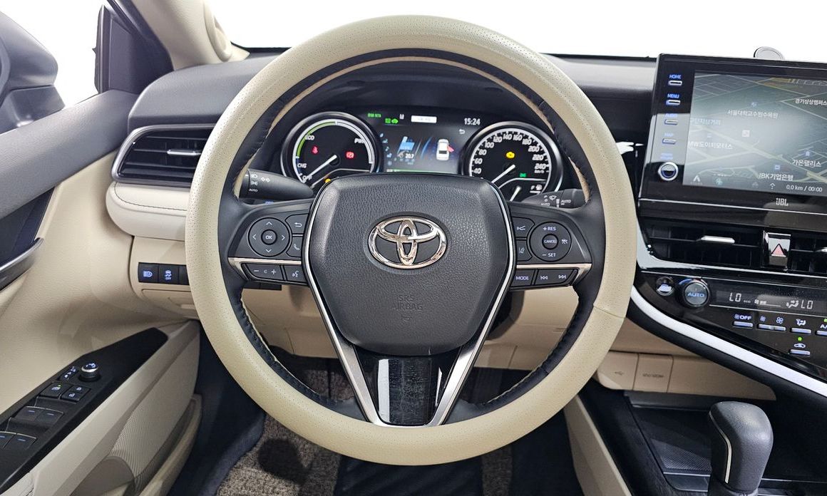 Toyota Camry 2024