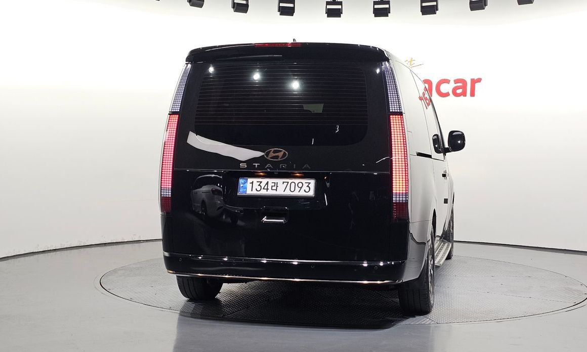 Hyundai Staria 2025