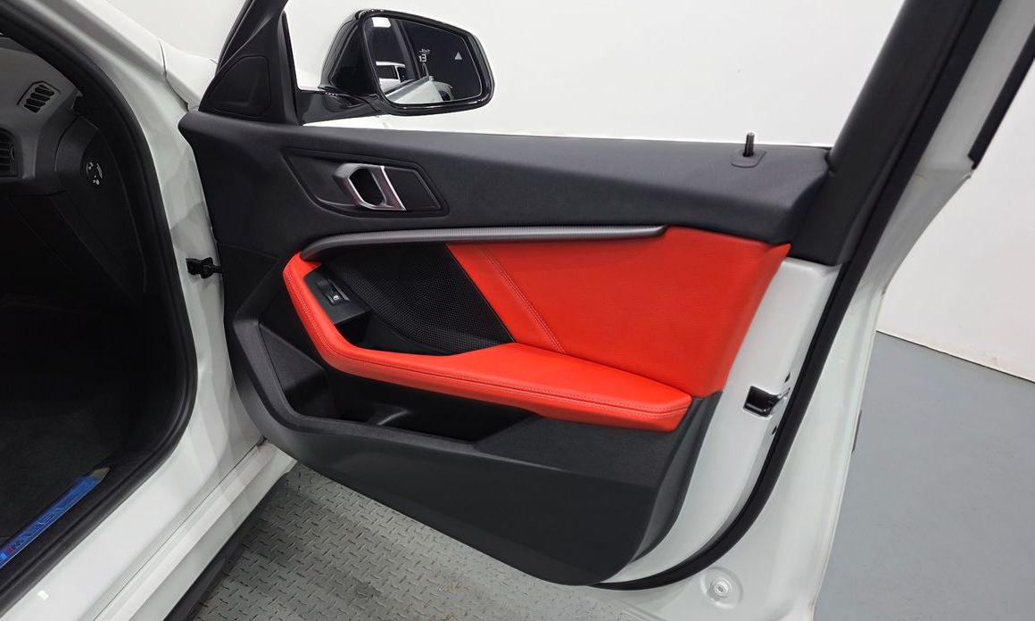 BMW 1-Series 2023