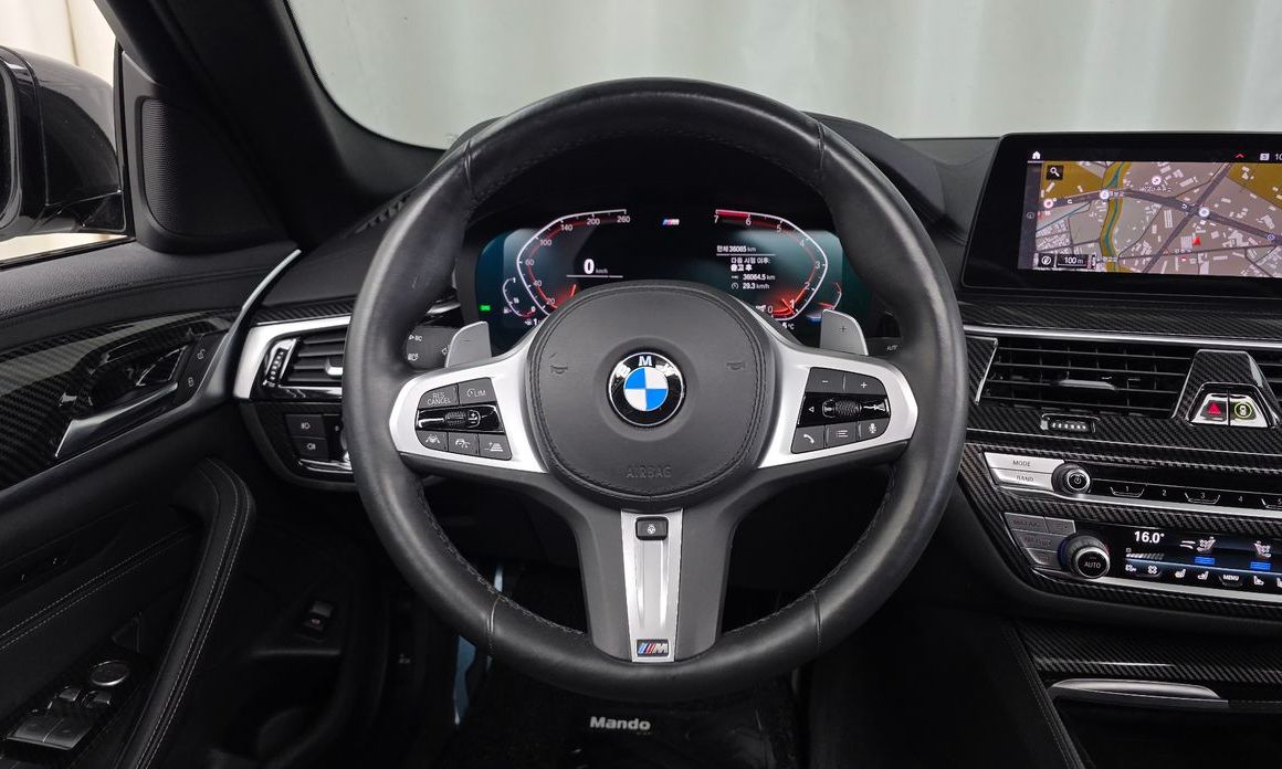 BMW 5-Series 2020