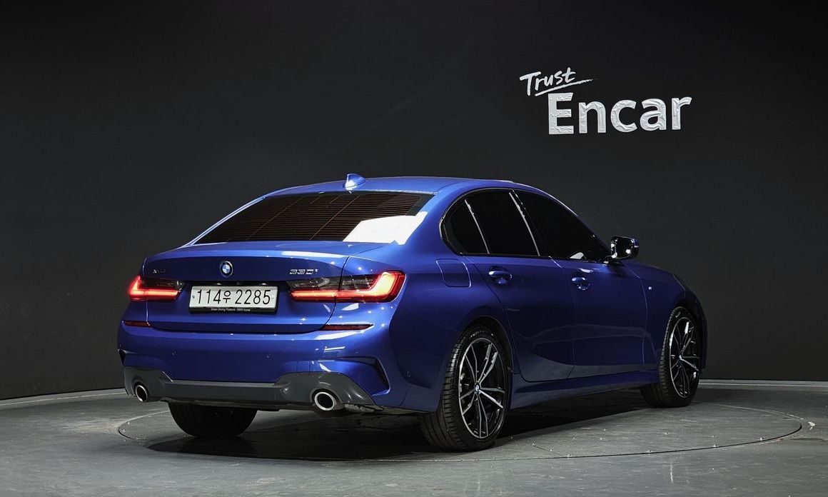 BMW 3-Series 2019