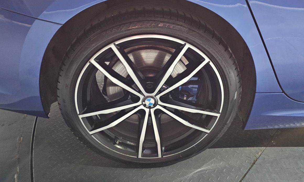 BMW 3-Series 2019