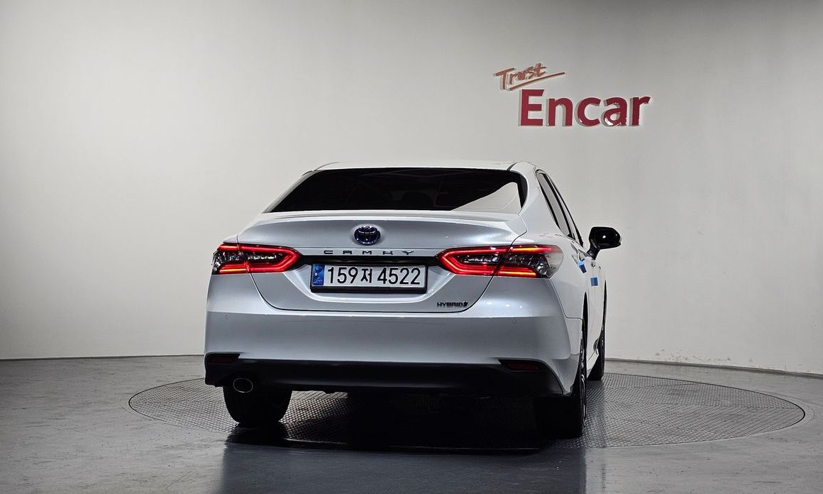 Toyota Camry 2024